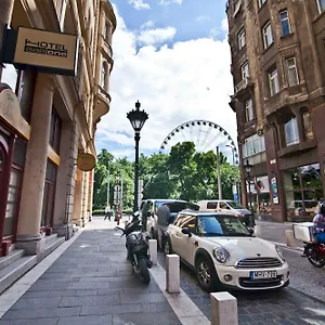 Hotel Sasone & Sas Two & Sas Ho, Budapest